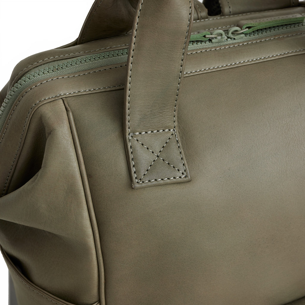 New Rebels Obsidian Tremont  Leren Laptoprugzak 14 inch Premium Werktas Schooltas Business Leer