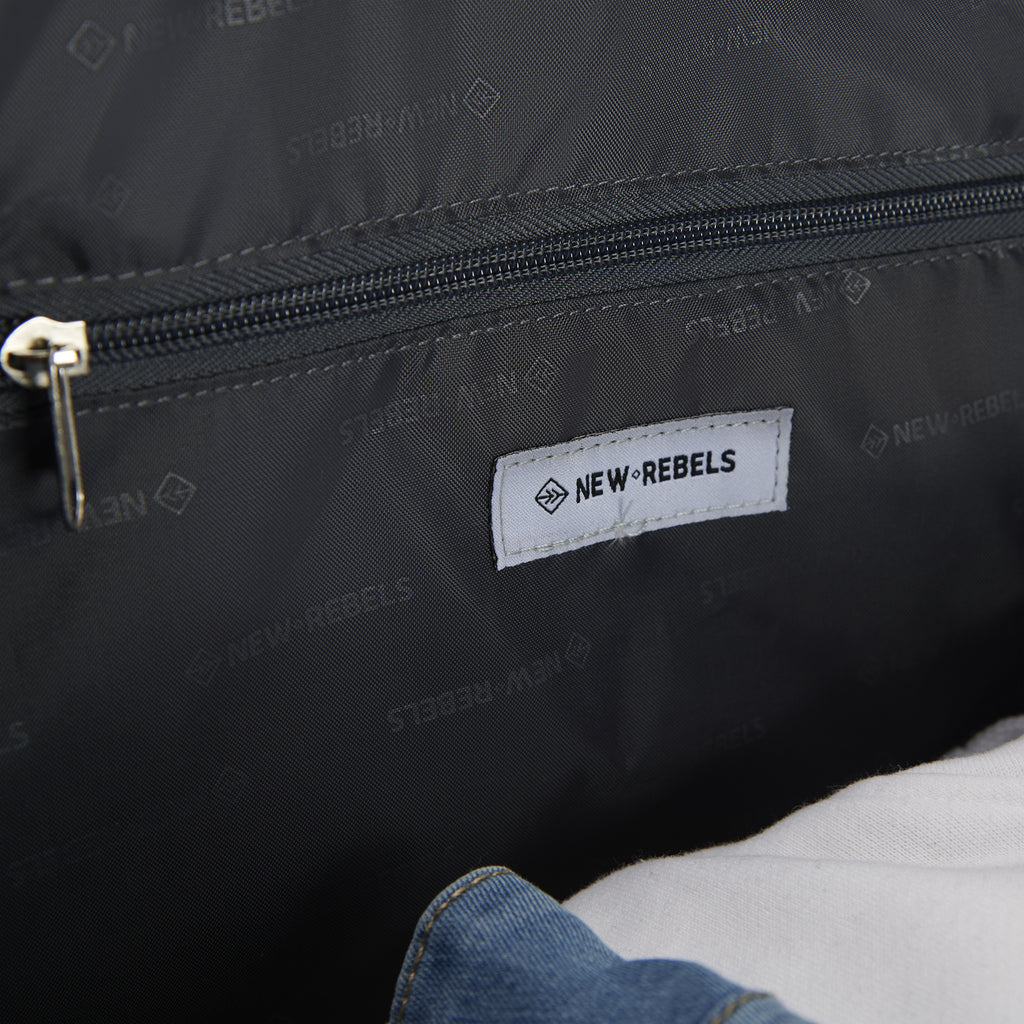Mart Weston Duffel Trolley 58L Waterafstotend