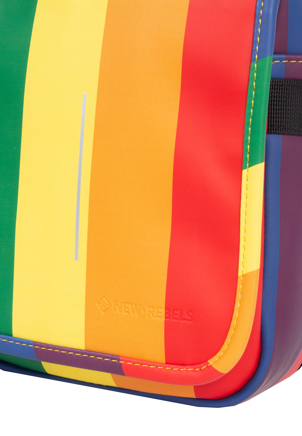 New Rebels ® Mart - Rainbow - Umhängetasche -  Mit Überschlag 18X7X23Cm