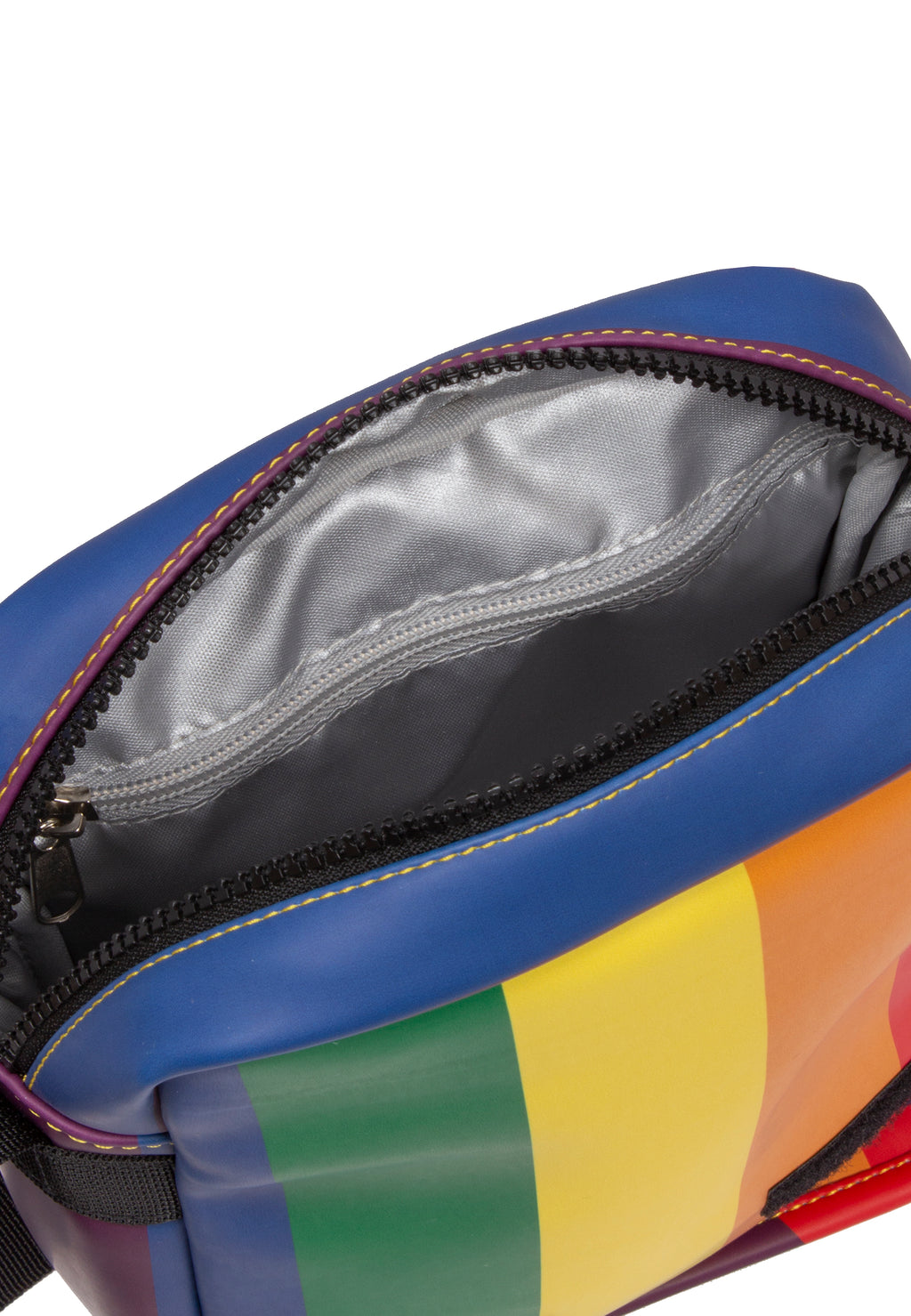 New Rebels ® Mart - Rainbow - Umhängetasche -  Mit Überschlag 18X7X23Cm