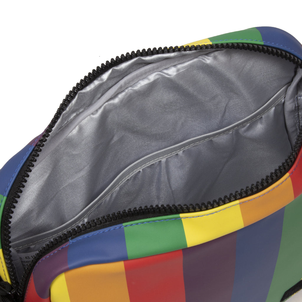 New Rebels Mart Bronx Regenboog 8L A4 Schoudertas met Flapover Waterafstotend