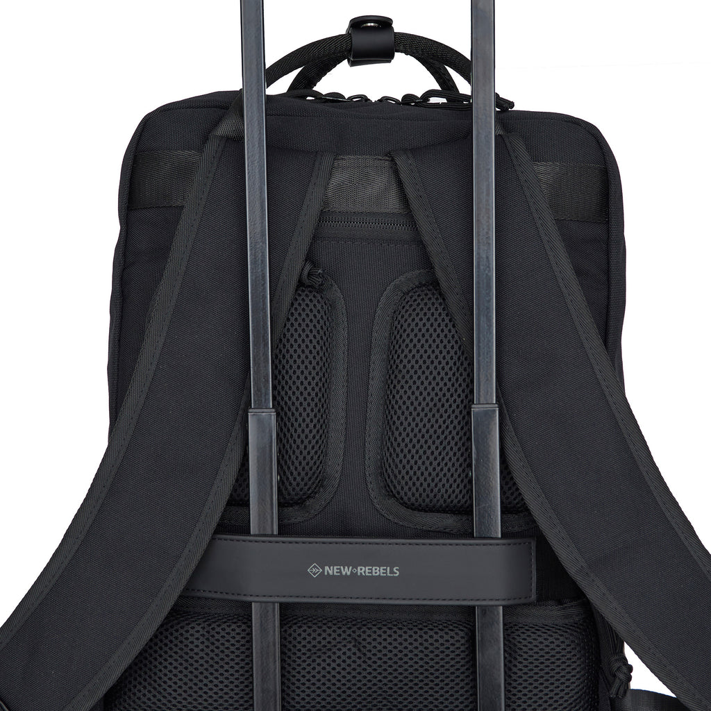 William Milwaukee Rugzak  Laptoprugzak 15.6 inch Waterafstotend  Schooltas Rugtas 18L Polyurethaan