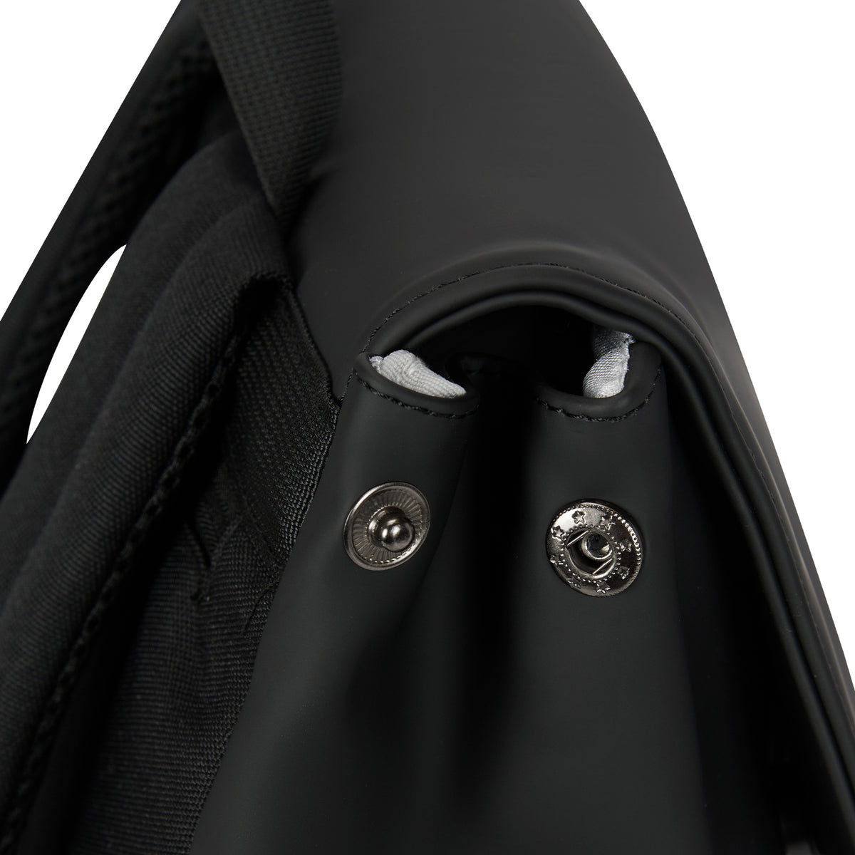 Omar Lincoln Navy 17L Backpack with Flap Water Repellent Laptop 15.6"415