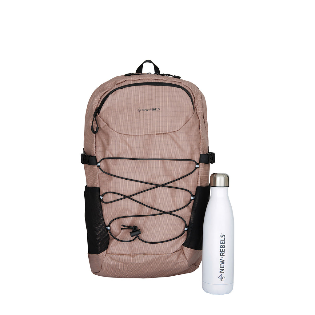 New Rebels Hugo Carmichael Waterdichte Rugtas: 26-liter wandelrugzak