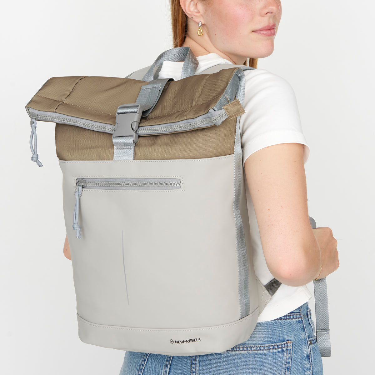 Mart New York Ferron PU Nylon Waterafstotende Rolltop Rugzak 15.6 inch Laptop Rugtas Schooltas en Werktas 17-21L