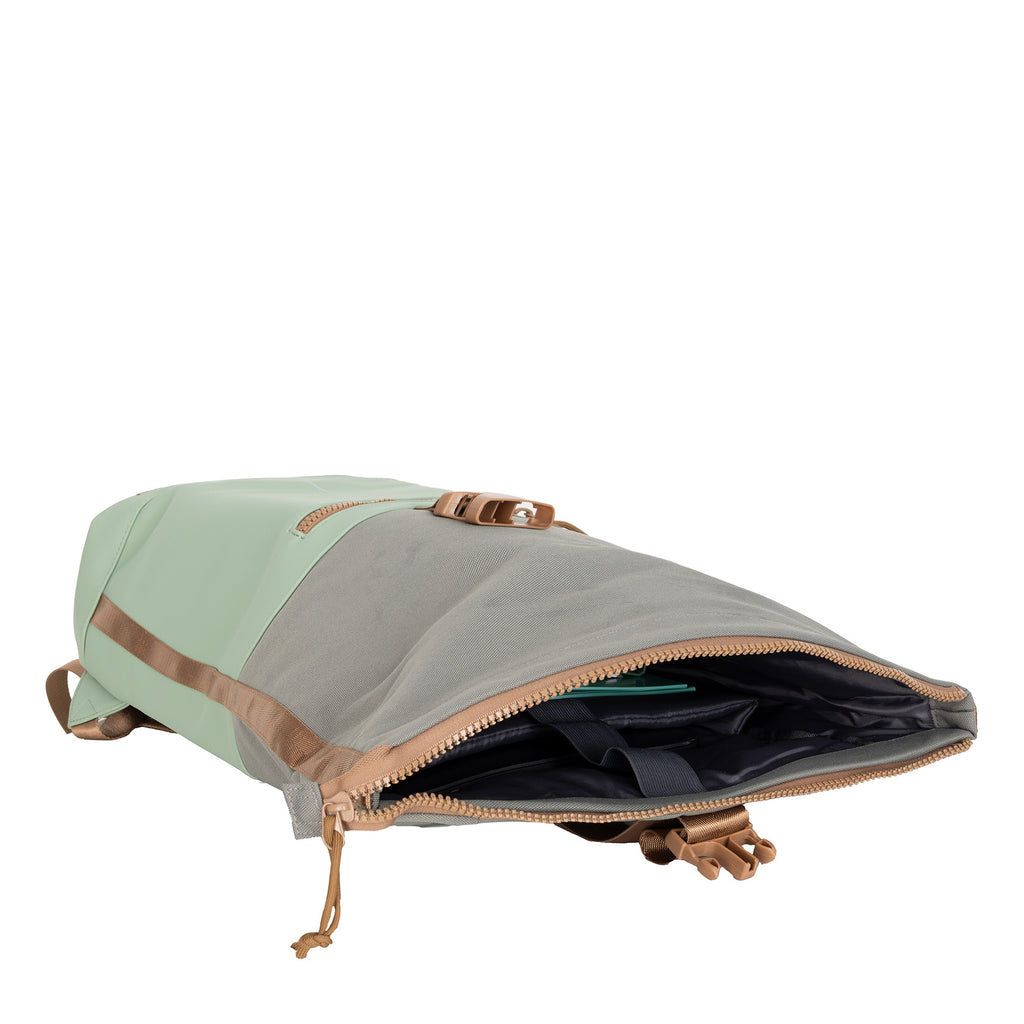 Ferron New York Rolltop Backpack 16L