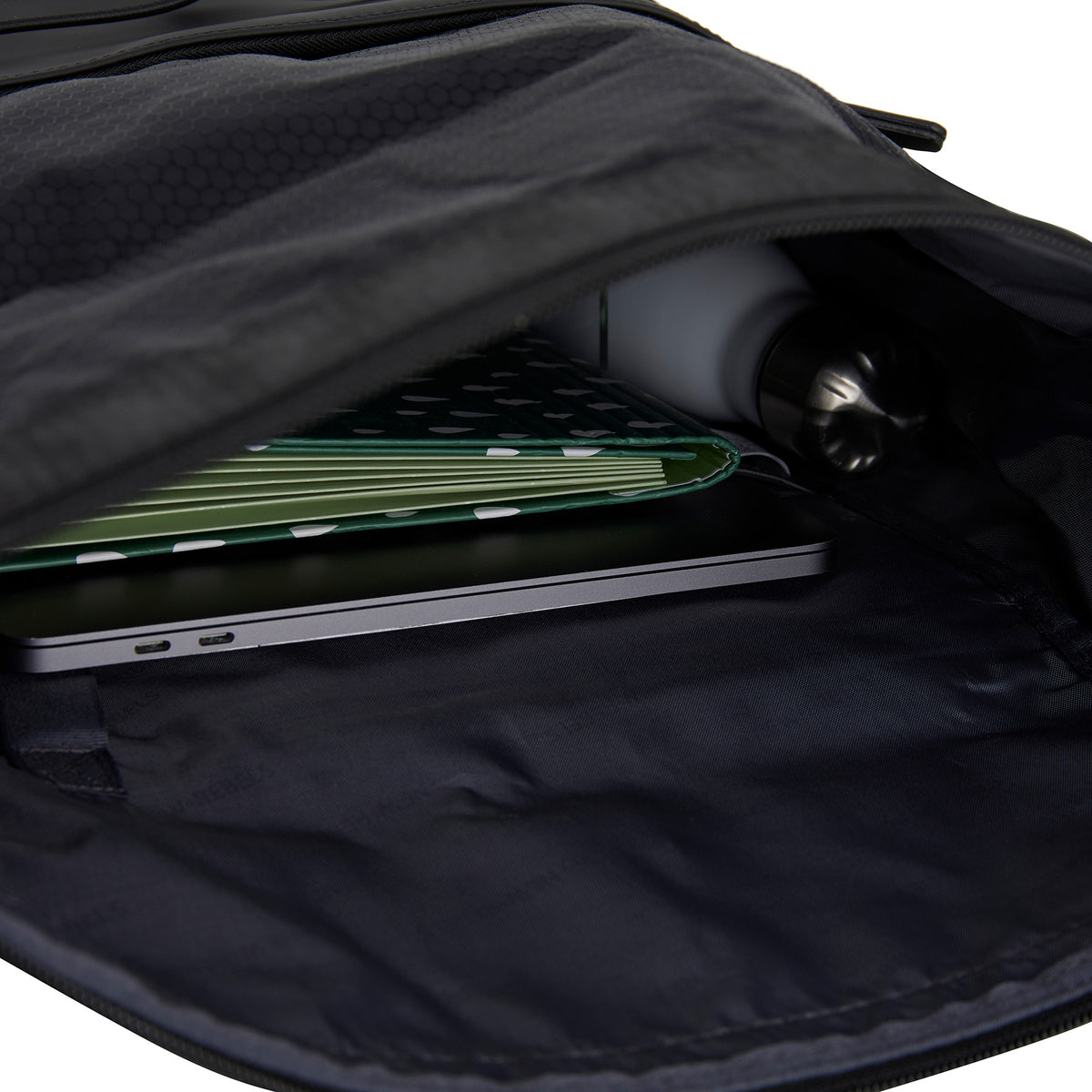 Trondheim - Windsor Rolltop Rugzak 21L – Waterdichte Laptop-, Werk- en Weekendtas