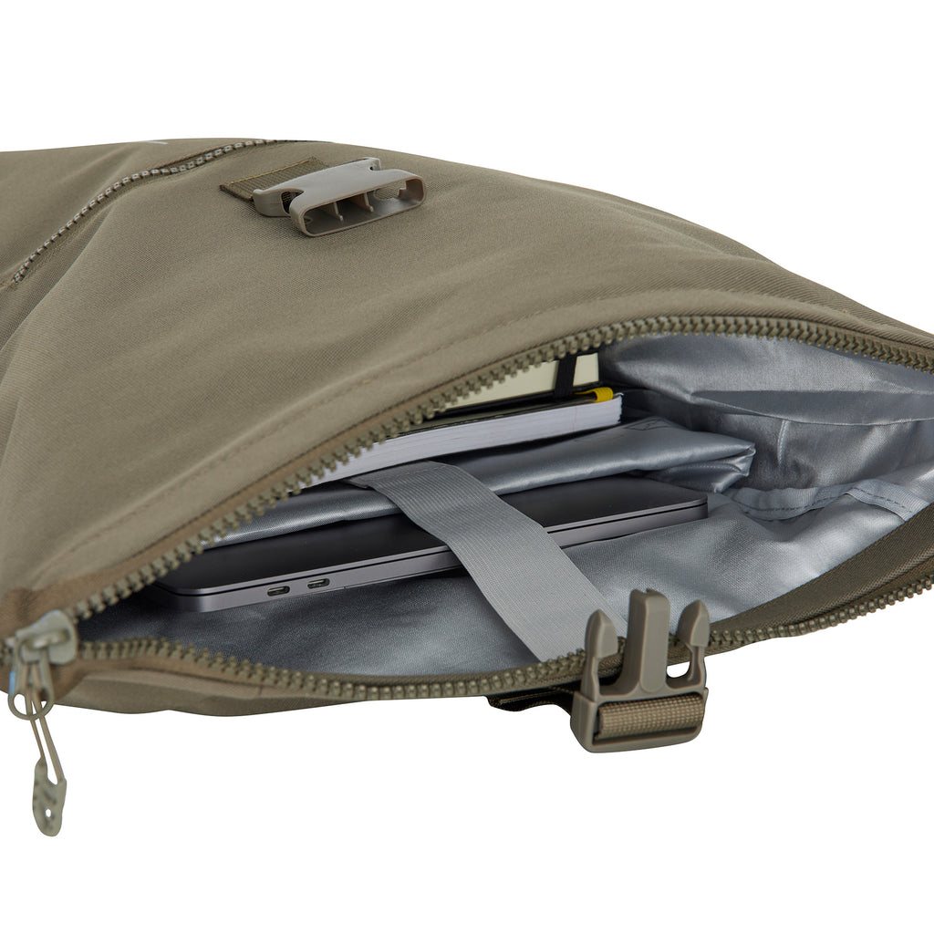 Valor New York 21L Rolltop Rucksack Wasserabweisend Laptop 15.6"