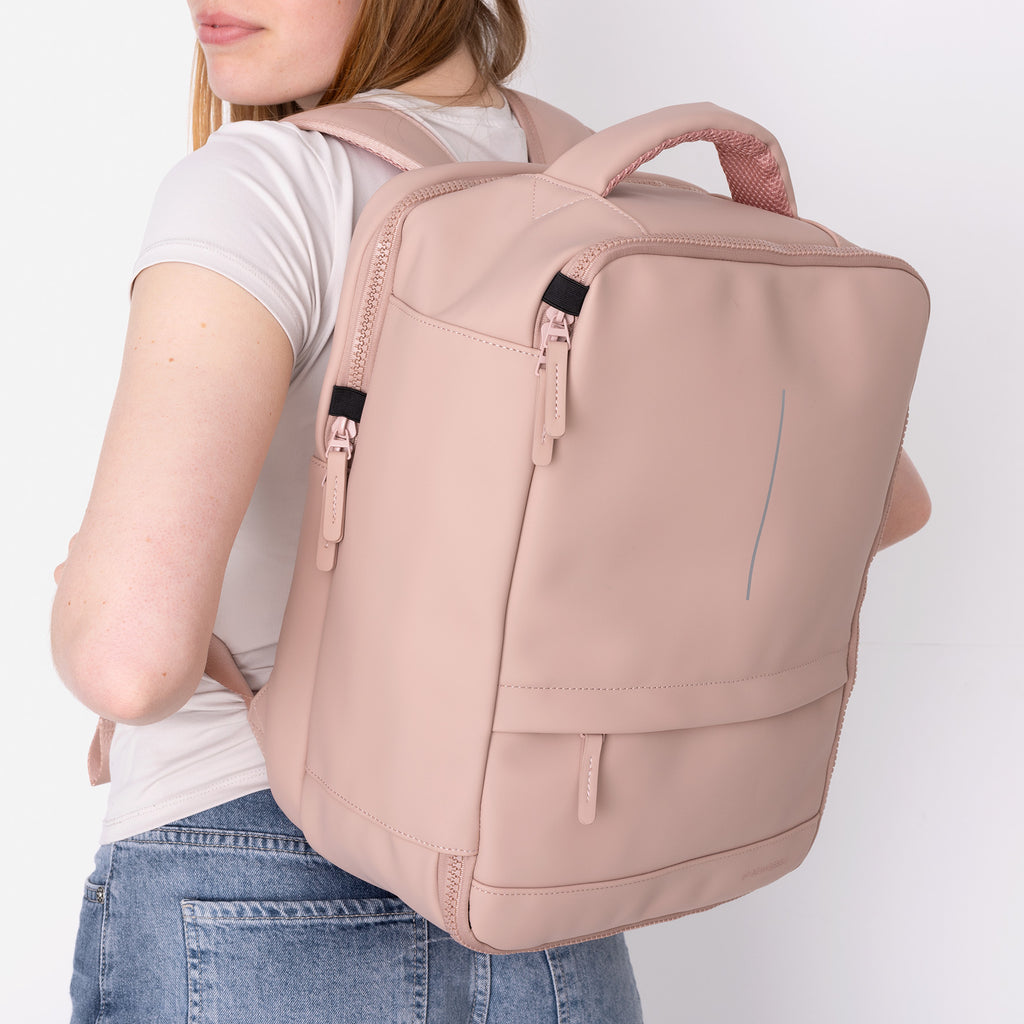 Jessi Easton Underseat Backpack M
