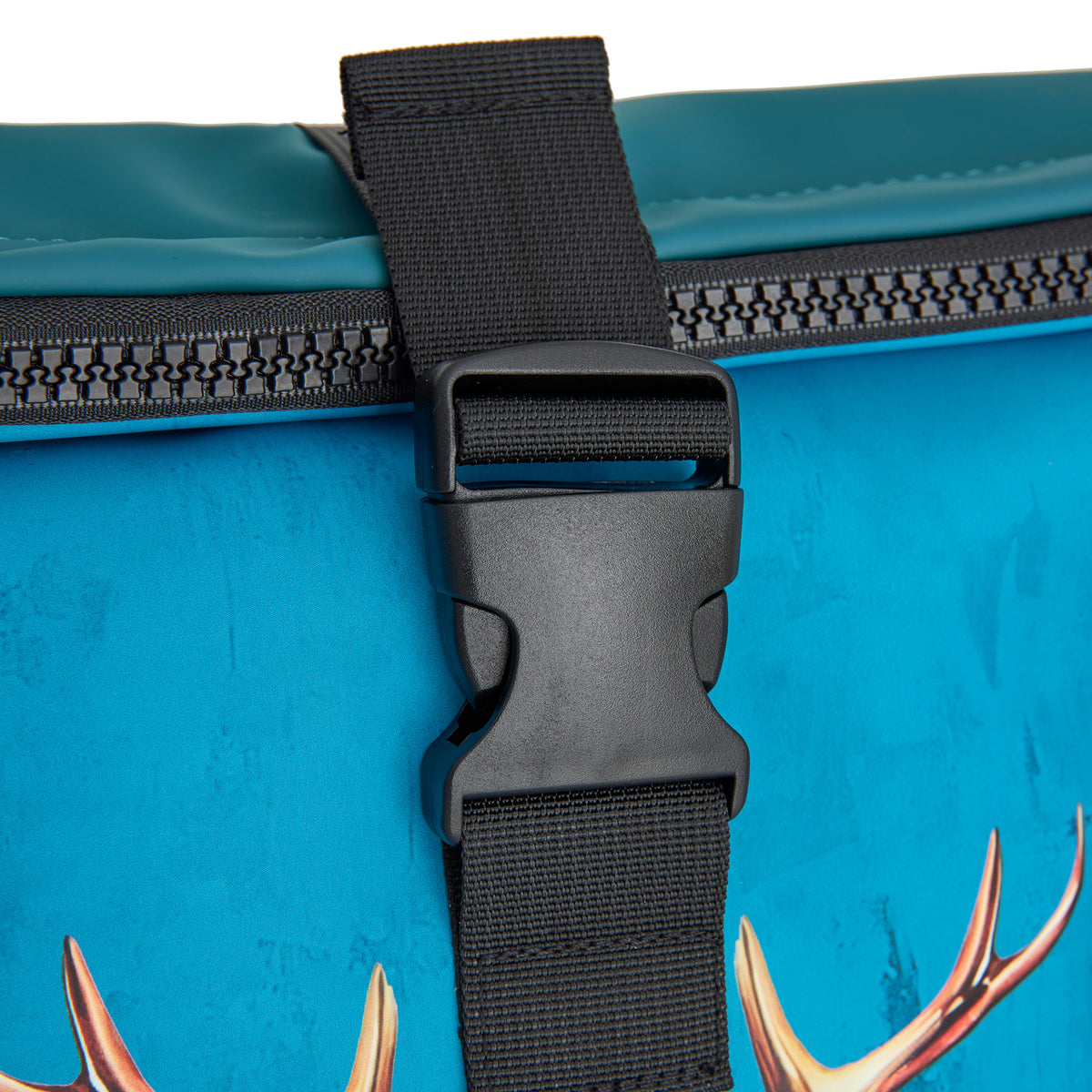 Mart Arts - New York Dressed Deer Rolltop Backpack 16L