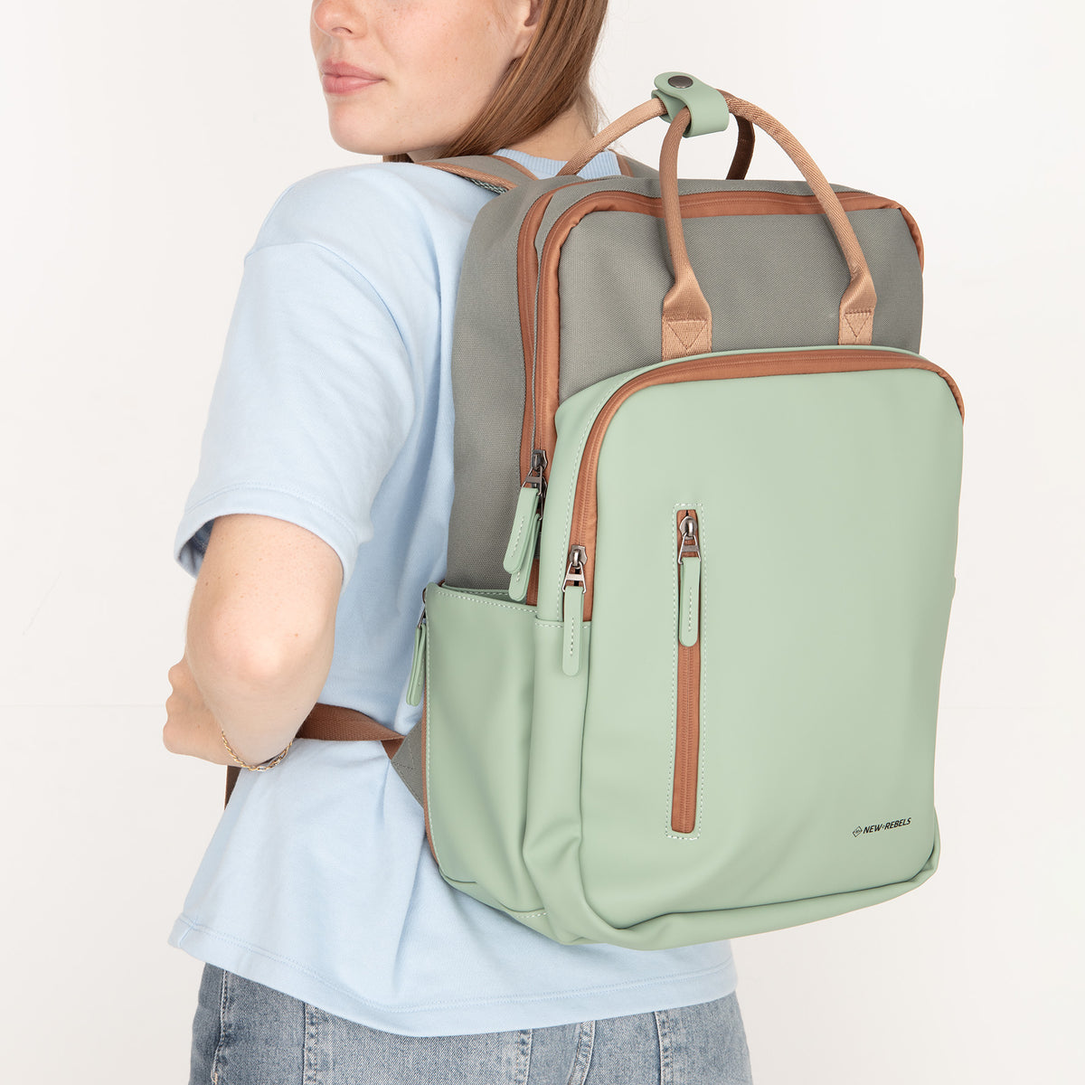 Ferron Milwaukee PU Nylon Waterafstotende Rugzak 15.6 inch Laptop Rugtas Schooltas Werktas en Reistas 19L