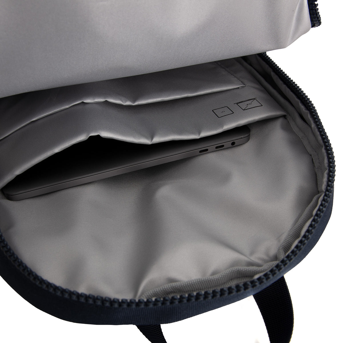 New Rebels Valor Hartley Rugtas 14 Inch Laptop Rugzak Schooltas 900D Polyester 30 x 25 x 45 cm