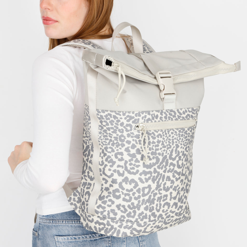 New Rebels Bruce New York 21L Rolltop Rugzak Waterafstotend Laptop 15.6"