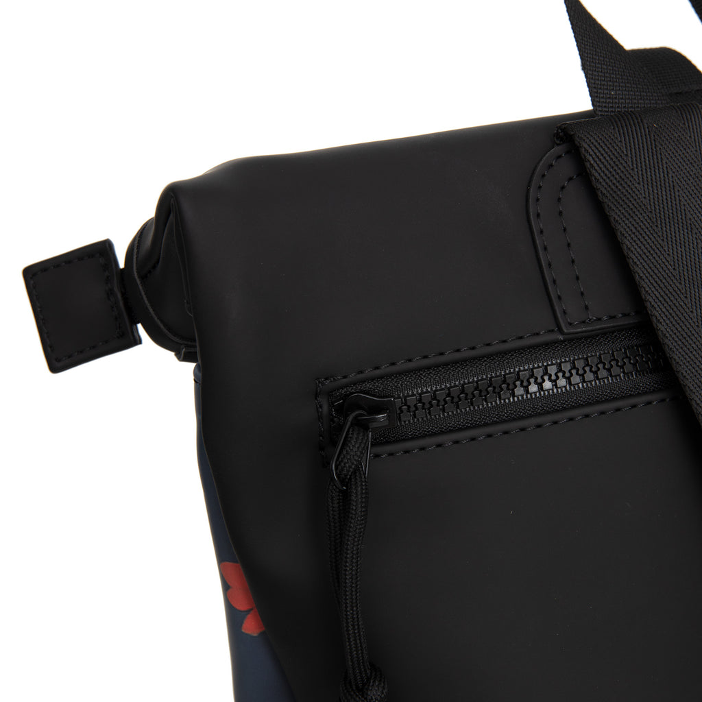 New Rebels Mart Arts Los Angeles Rolltop Rugzak 7L Dog Series