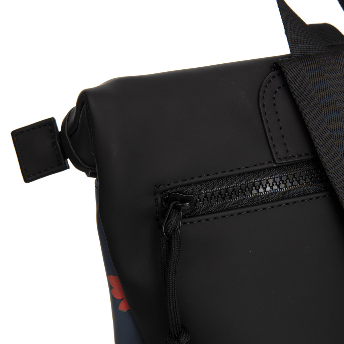 New Rebels Mart Arts Los Angeles Rolltop Rugzak 7L Dog Series