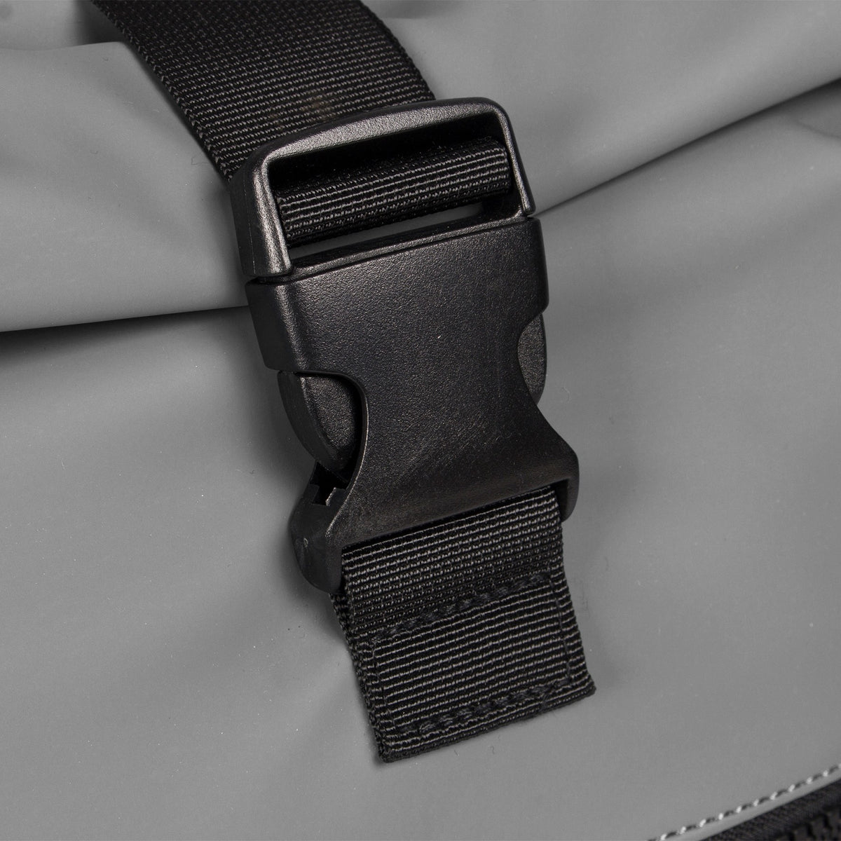 Mart - New York Rolltop Backpack 21L