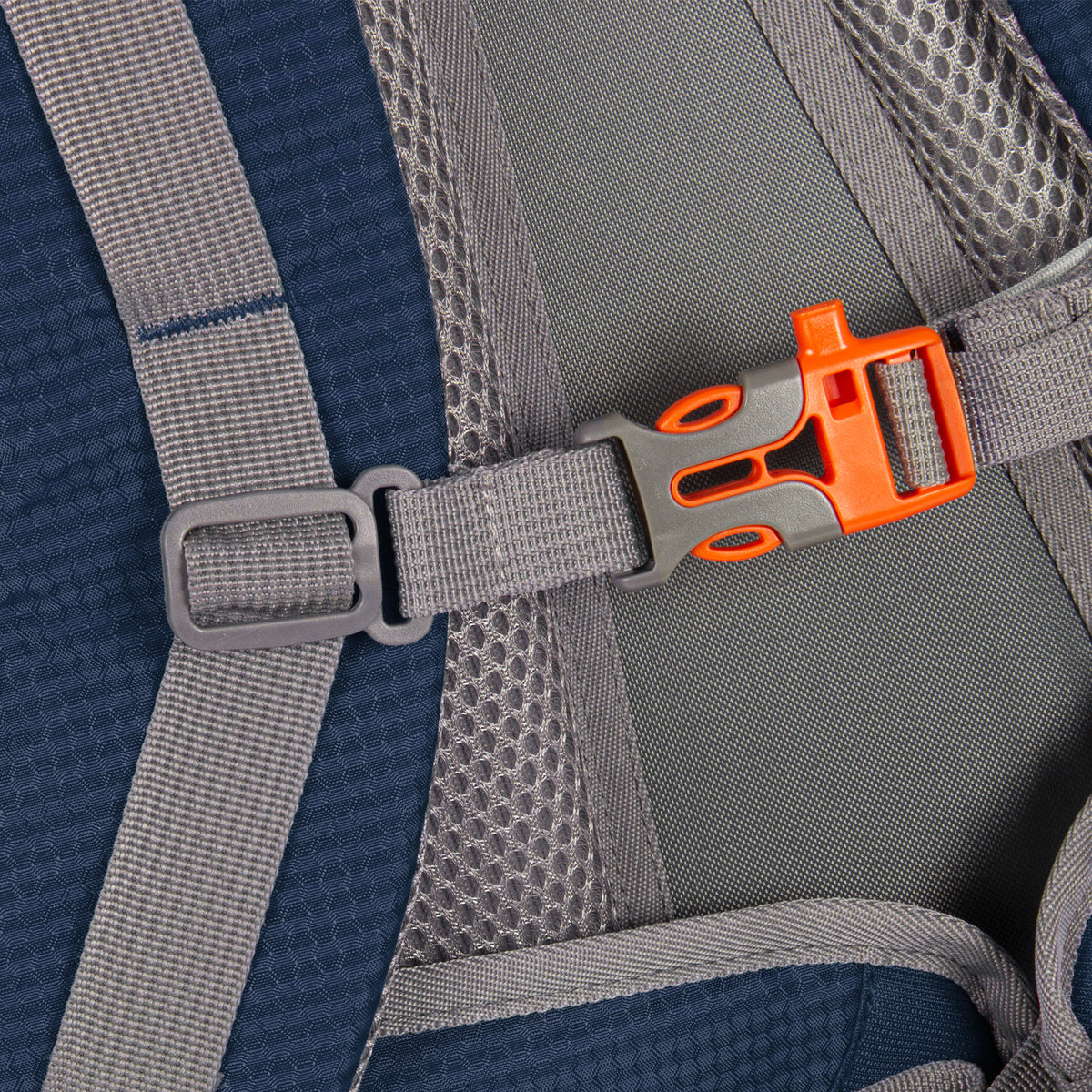 New Rebels ® Kinley - Rugtas - Schooltas - Vrijetijdstas - 48 Liter - Nylon