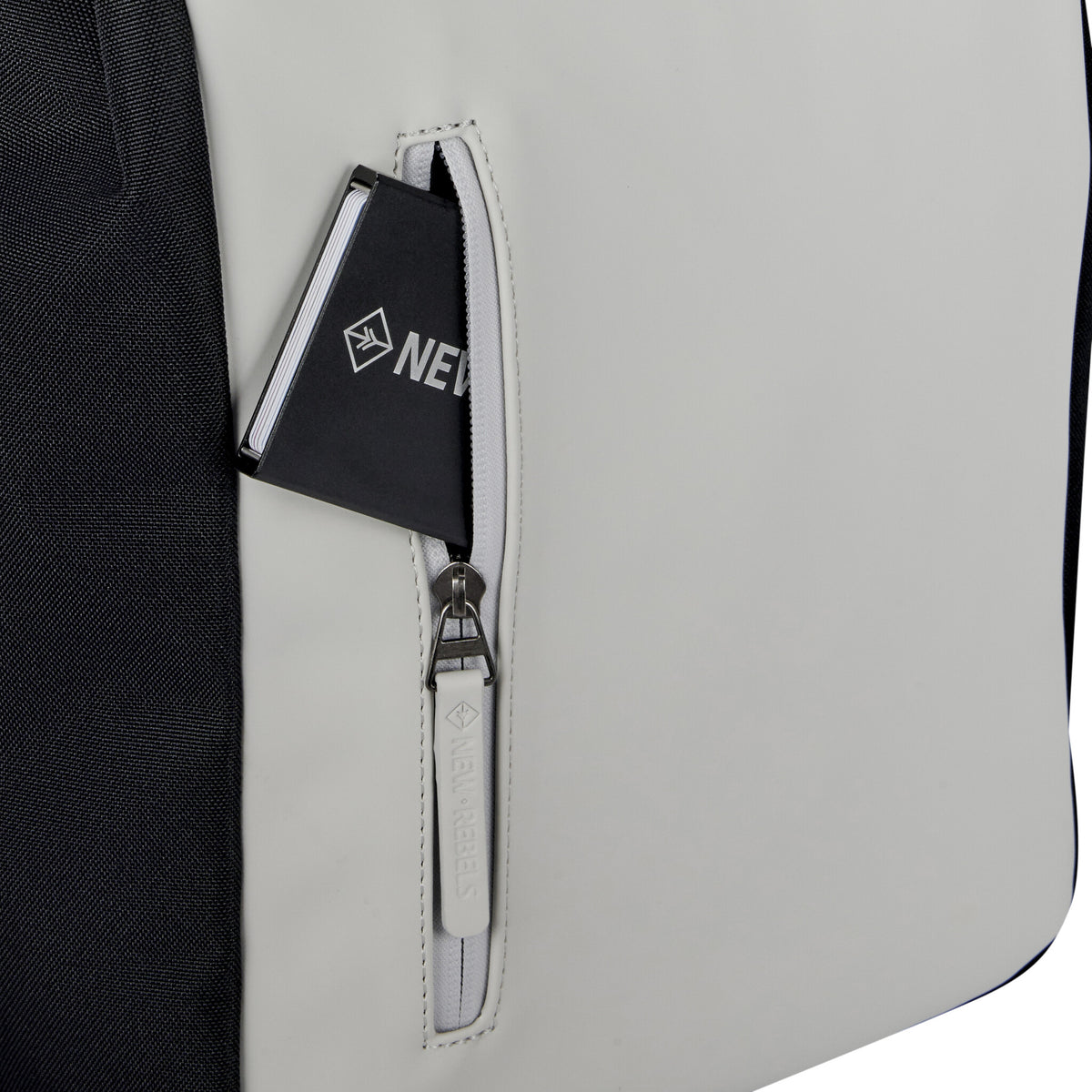 Ceres Dothan 15L Rugtas met Flap Waterafstotend Laptop 15.6"