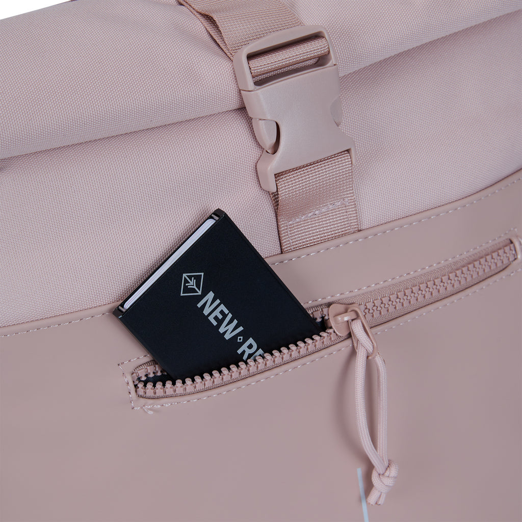 New Rebels Bruce New York 21L Rolltop Rugzak Waterafstotend Laptop 15.6"