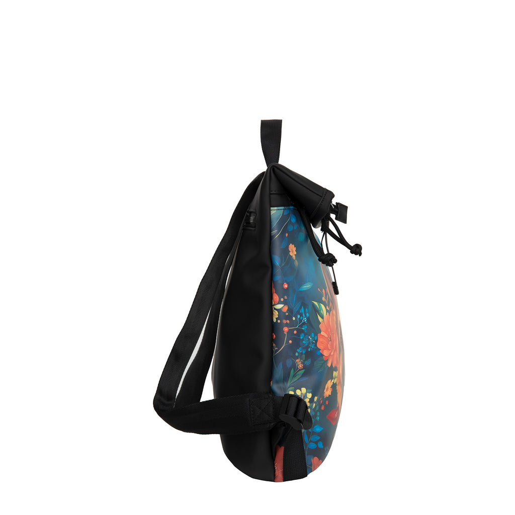 New Rebels Mart Arts Los Angeles Rolltop Rugzak 7L Dog Series